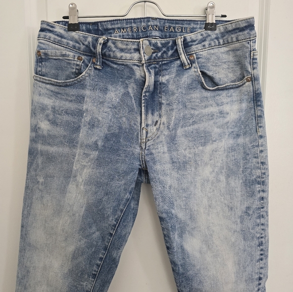 American Eagle Acid Wash Skinny Jeans - Picture 5 of 6